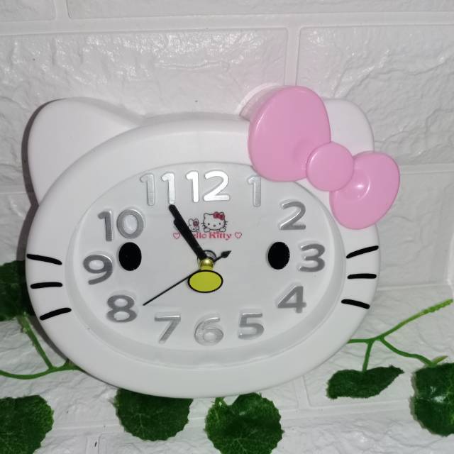 Jam weker hellokitty putih