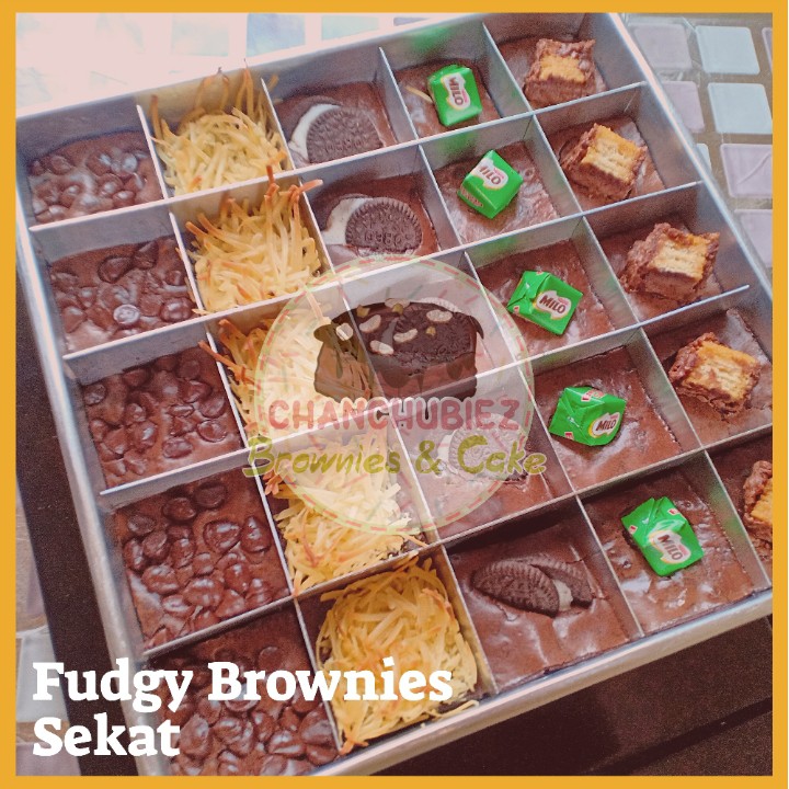 

Fudgy Brownies Coklat - uk 20 x 20 (Milo Cube Edition)