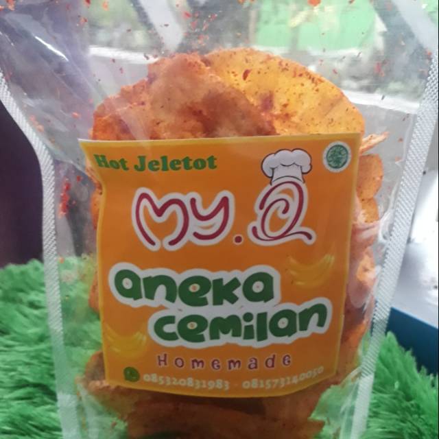 

Keripik pisang renyah rasa "Hot jeletot