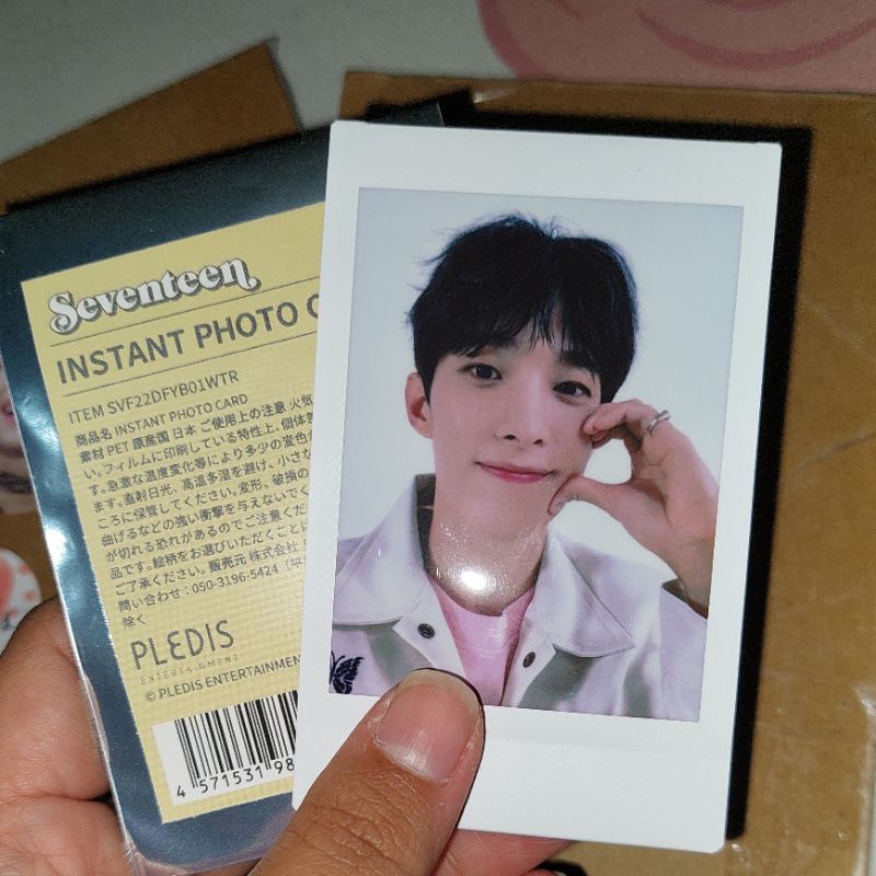 POLAROID SEVENTEEN INSTANT PHOTOCARD CHEKI HANABI DK