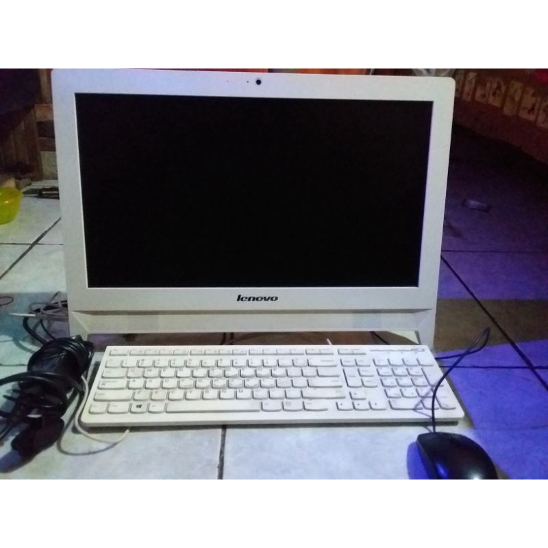 komputer lenovo full set