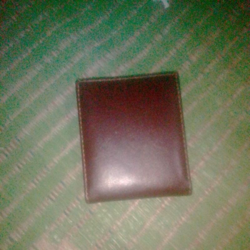 isi dompet elektronik tv