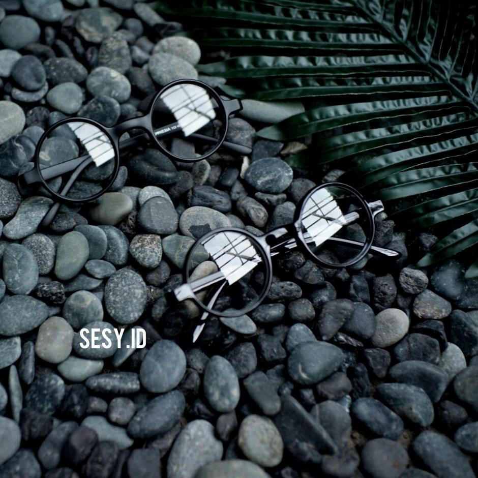 Dipesan ya [BAYAR DITEMPAT] Kacamata Bulat Pria Wanita Kacamata Hitam Boboho John Lennon