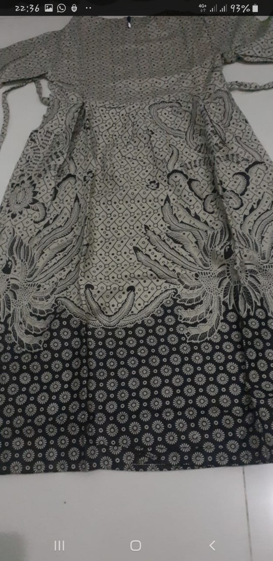 Bisa Pisah Atiya Batik Couple Keluarga Busui Motif Merpati Abu Grey Sragam Natal 2020