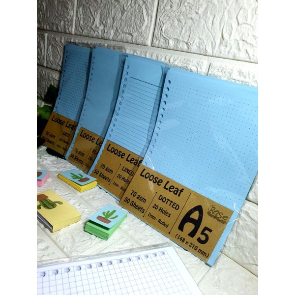 

loose leaf biru Refill isi binder
