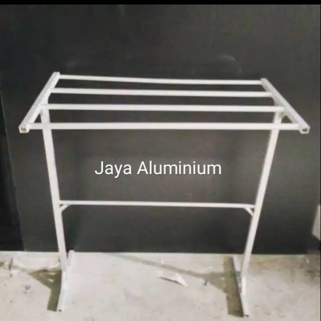 Jemuran handuk aluminium