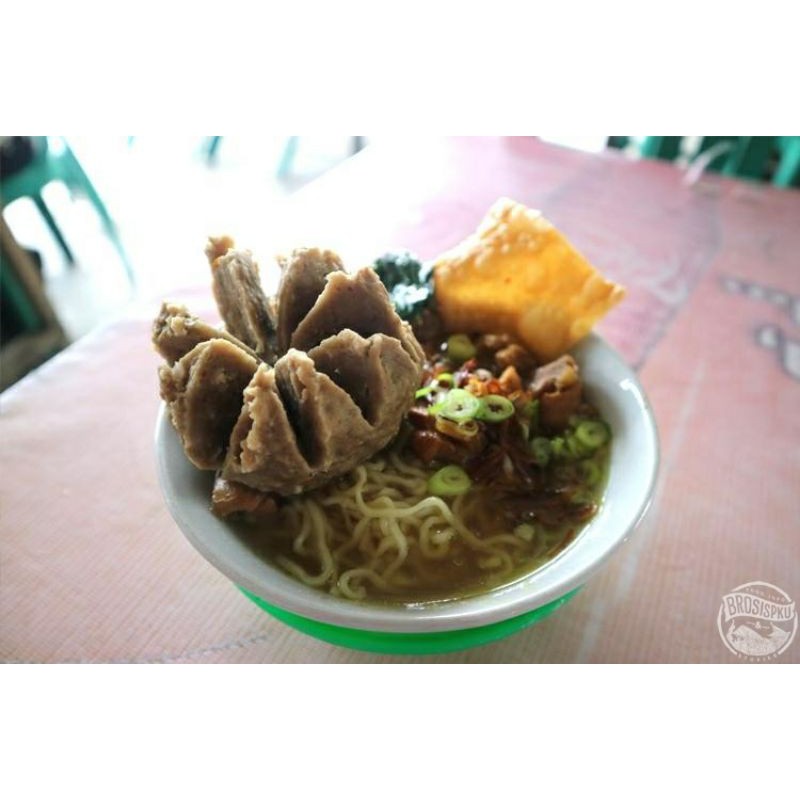 

Mia Ayam Bakso Jumbo