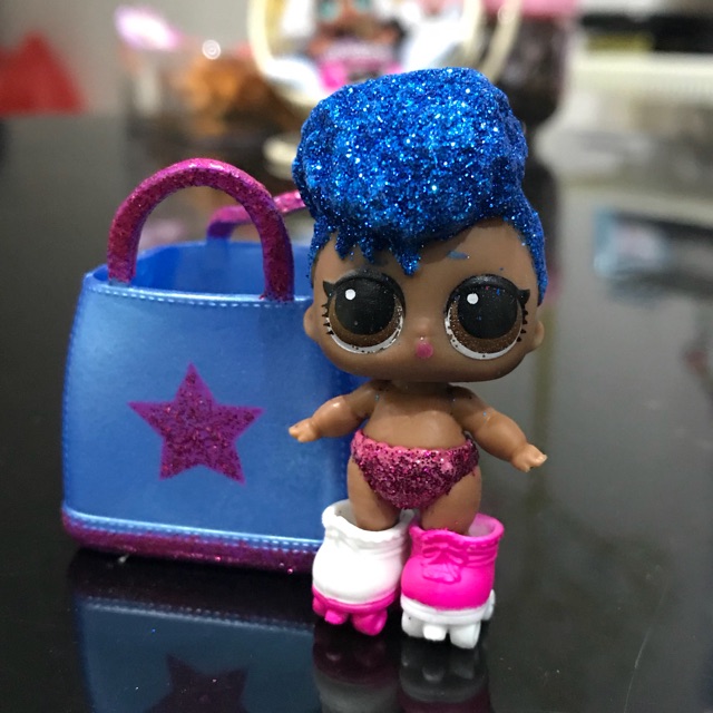LOL Surprise Lil Sisters Series 3 wave 2 - Lil Independent Queen - Gold ball