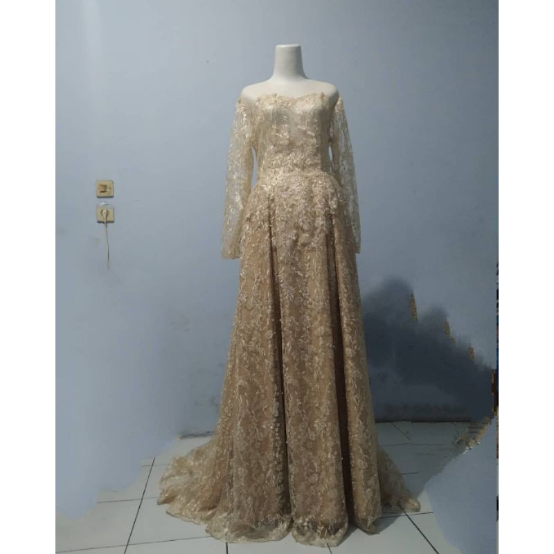 jasa jahit gaun pesta/pengantin