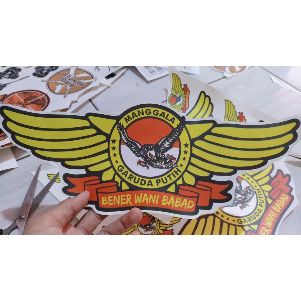 

STIKER ORMAS MANGGALA GARUDA PUTIH JUMBO BUAT BELAKANG MOBIL