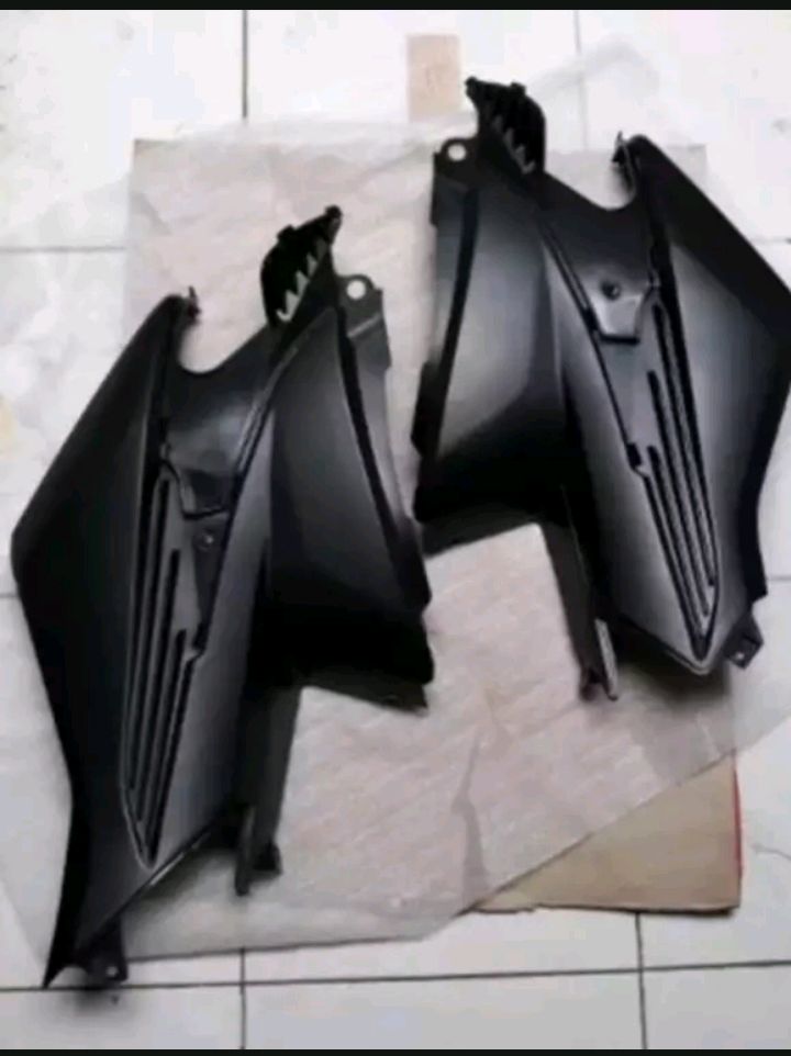 cover body kasar revo lama/leksil tangki revo lama sambungan body revo lama