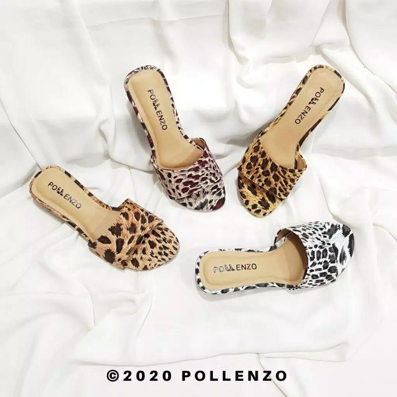 Sandal hak tahu wanita motif macan