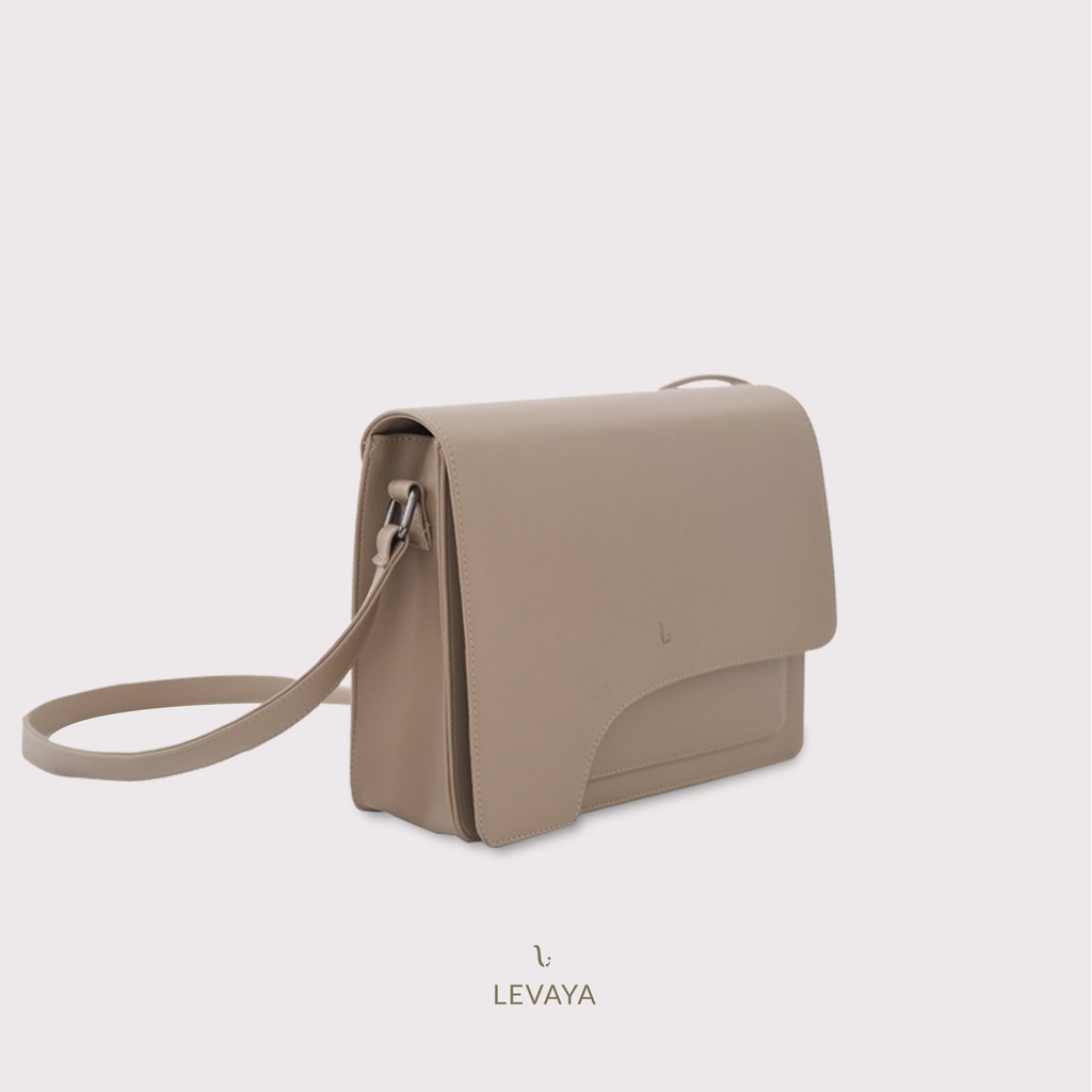 LEVAYA Lovia Sling Bag - Beige - Tas Wanita