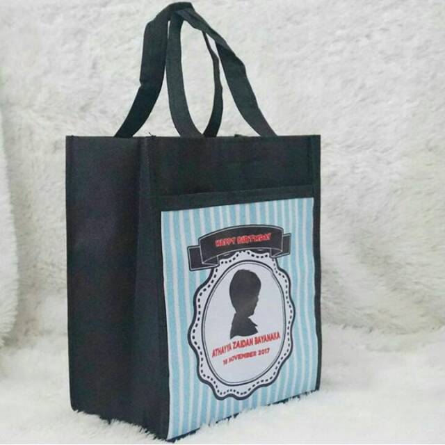 

Souvenir Ultah anak model kantong