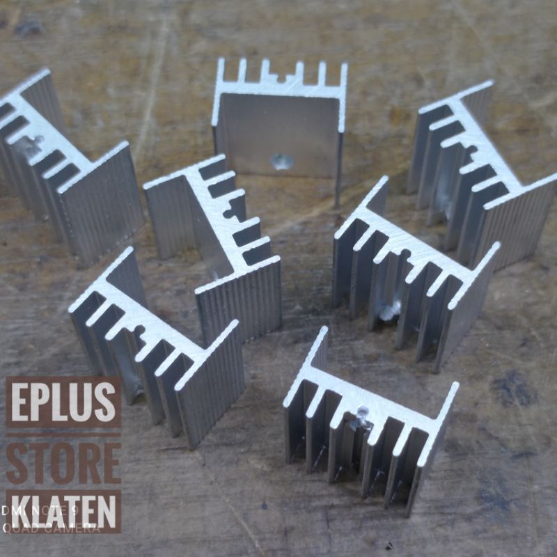 Pendingin Heatsink almunium komponen 1 transistor 1 TR PD102