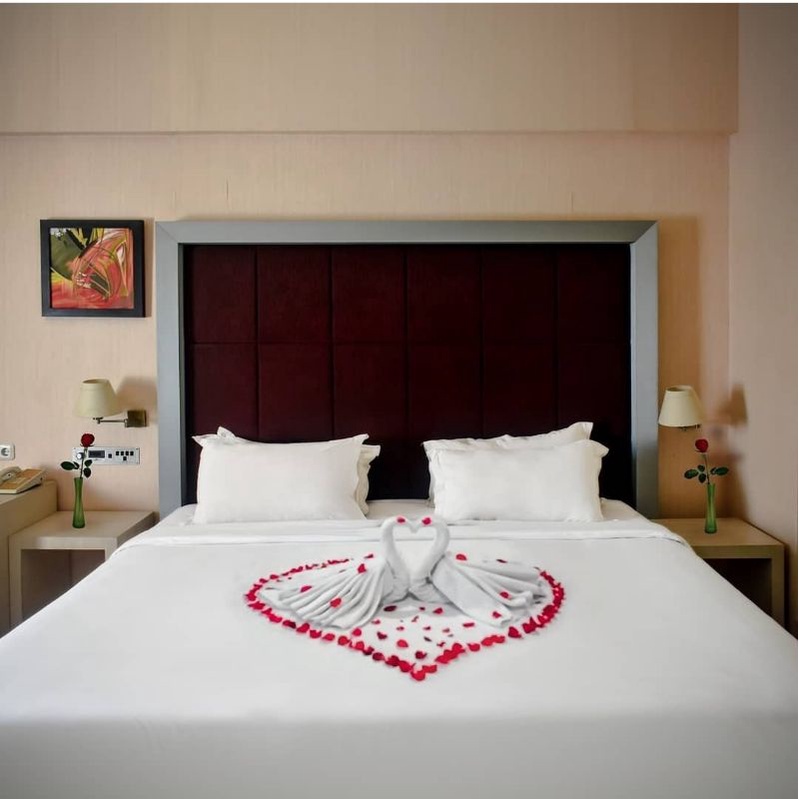 voucher hotel surabaya suite