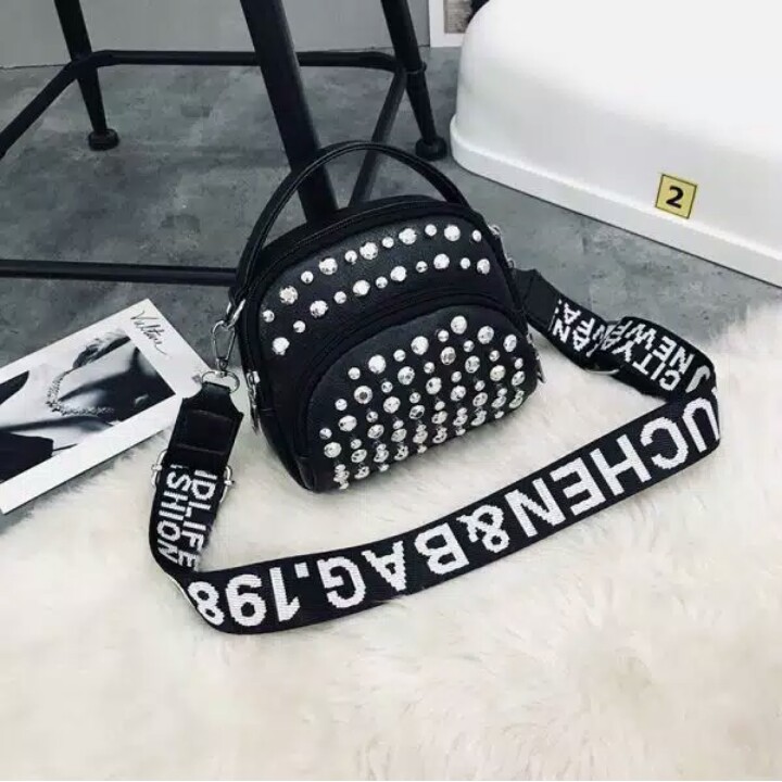 Tas slingbag korea tas selempang wanita tas slingbag import tas batam murah tas slingbag import mura