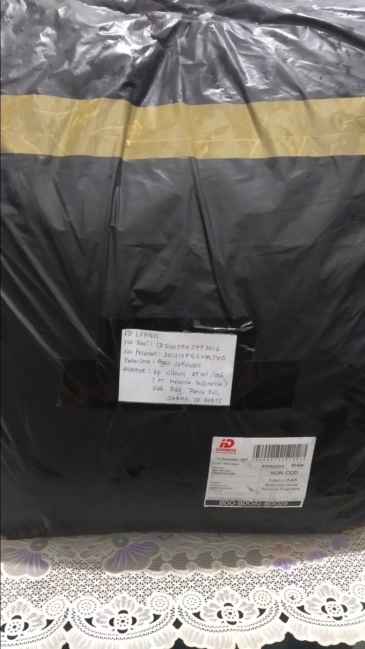 Selimut Premium Merk Everest = 2 Ply  - Saint Michael Ukuran 210 X 240 Cm Tebal & Berat  3,44 Kg