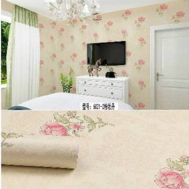 WALLPAPER DINDING MOTIF BUNGA ROSE DASAR CREAM 10m x 45cm