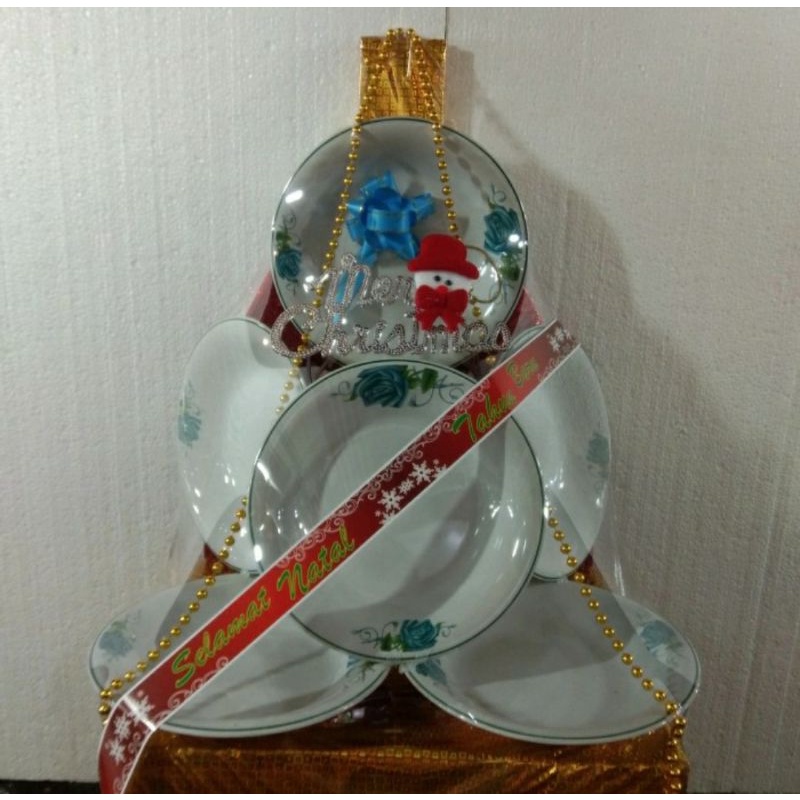 

Parcel Paket Piring Cantik Natal dan Tahun Baru Pecah Belah