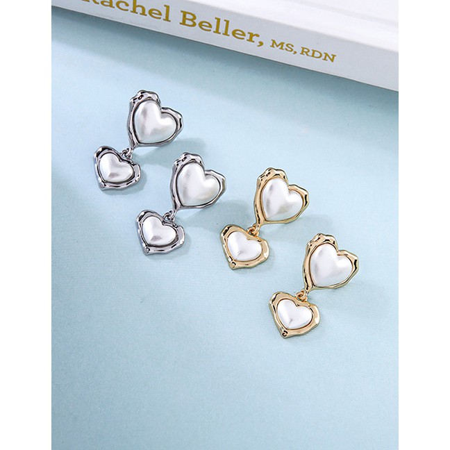 LRC Anting Tusuk Fashion S925 Sterling Silver Heart-shaped Alloy Earrings F8070X