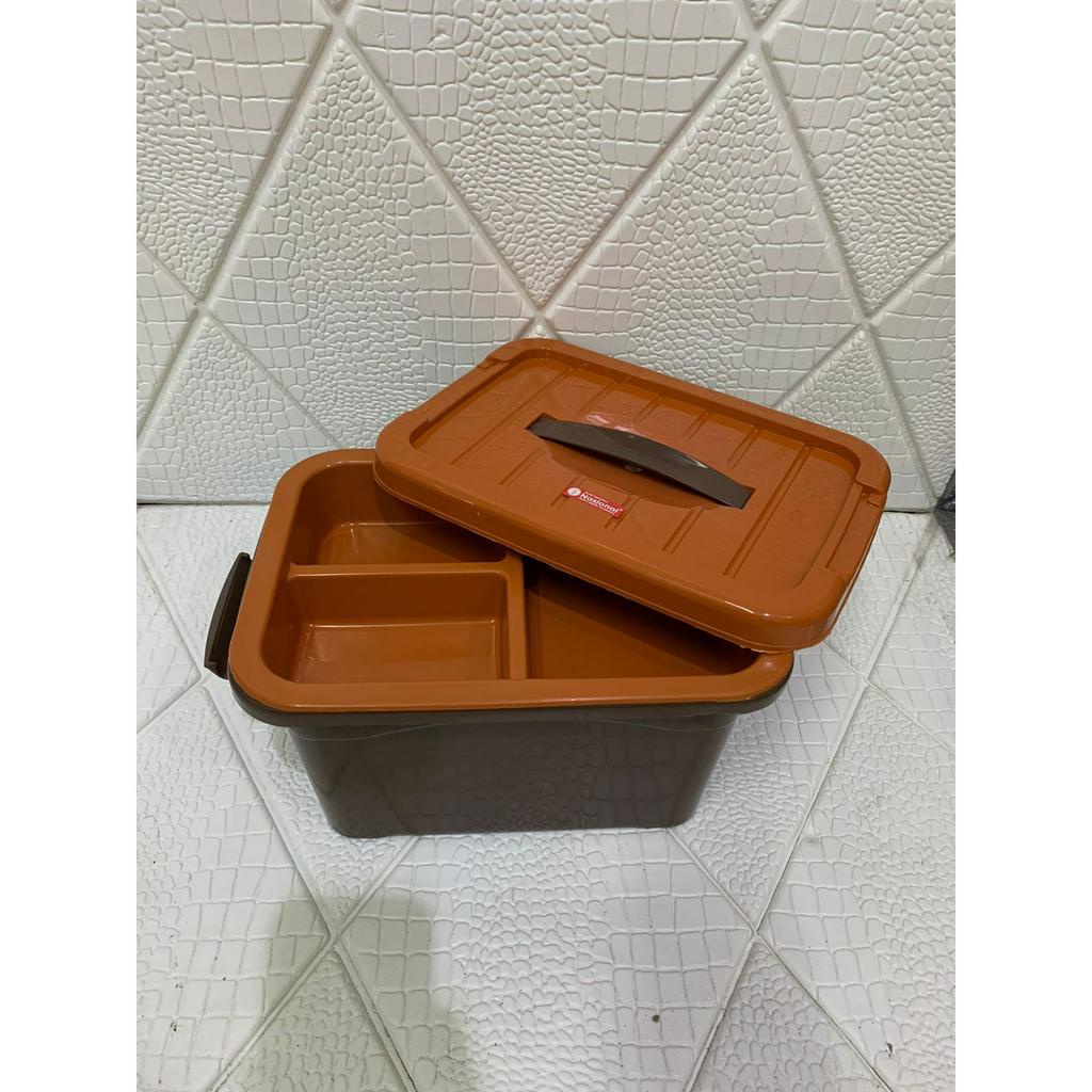 Container Box Plastik + Samir Kotak Penyimpanan Barang Dengan Sekat - 5 Liter