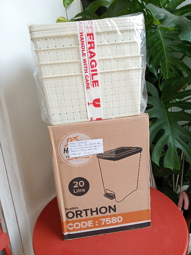 Keranjang/keranjangluganom/keranjangpakaitutup/keranjang Hawai/keranjangmotifanyaman/keranjangtrendy