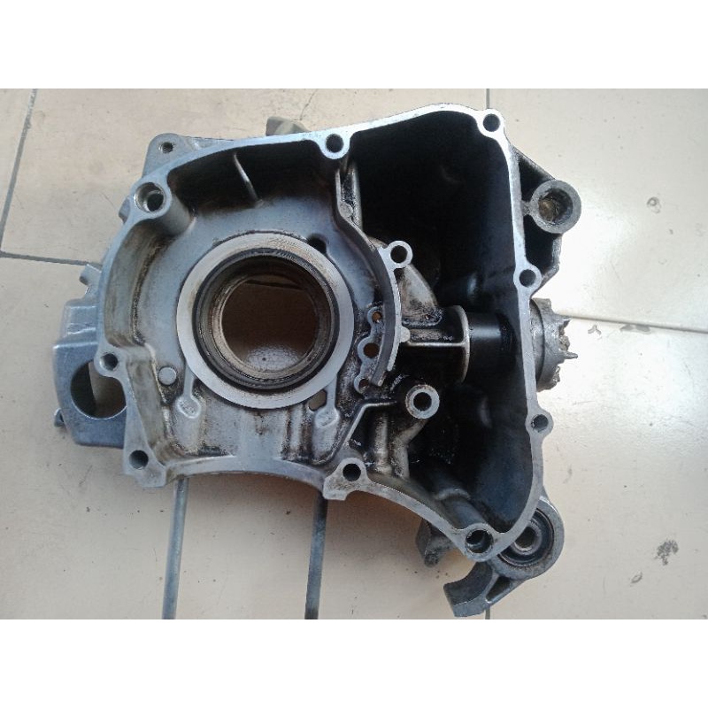 krengkes Crankcase Bagian Kanan Yamaha Mio Sporty / Mio Soul Karbu / Fino Karbu / ORIGINAL