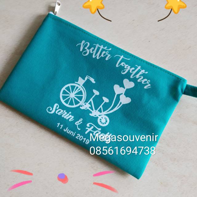 

Souvenir pouch spoundbond 20 x 13 Terlaris murah