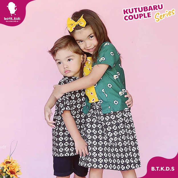 Couple Batik Kakak Adik Model Kutubaru Jumputan Hijau Dan Rok Celana Free Bandana Bahan Katun Adem