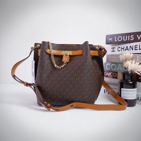 TAS WANITA SELEMPANG BAHU MK HAMILTON LEGACY MEDIUM LOGO MESSENGER BAG