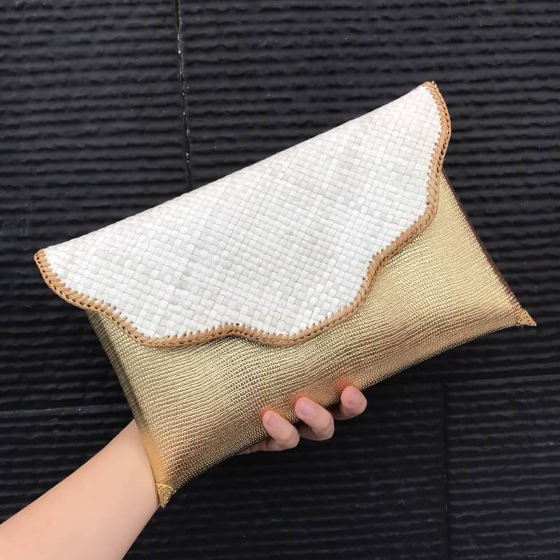 Supplier tas wanita branded selempang cewe lucu CLUTCH ANYAM SNAKE