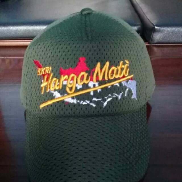 Topi jaring hijau