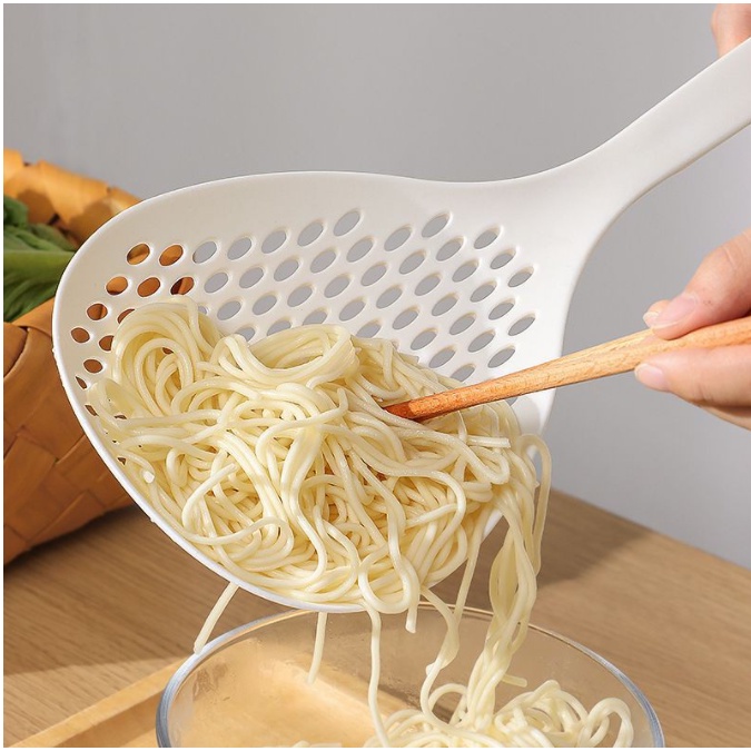 Sendok Sekop Serok /Saringan Sup Mie Tirisan /Rebusan Sayuran Makanan/Peralatan mie dapur/Peralatan dapur/saringan dapur anti panas/sendok saringan mie spagetti/sendok tirisan dapur serbaguna/tirisan rebusan sayuran/sendok saringan serbaguna/saringan mie-7