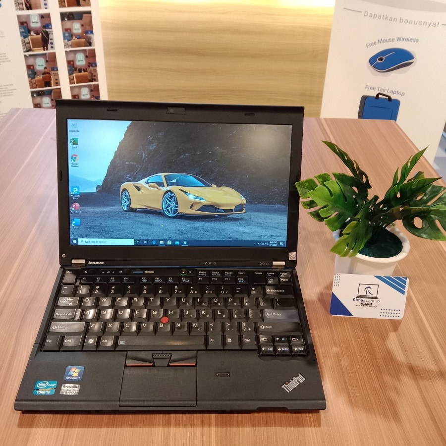 lenovo thinkpad i5 4 GB 320 HDD Second Bekas