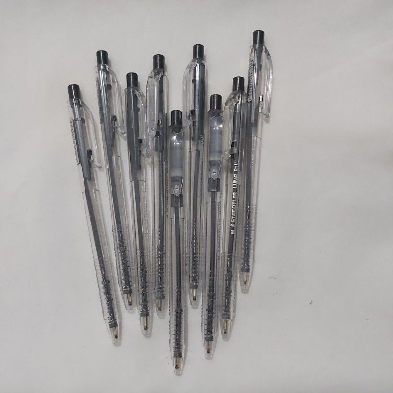 

Bolpen Hitam Staedler