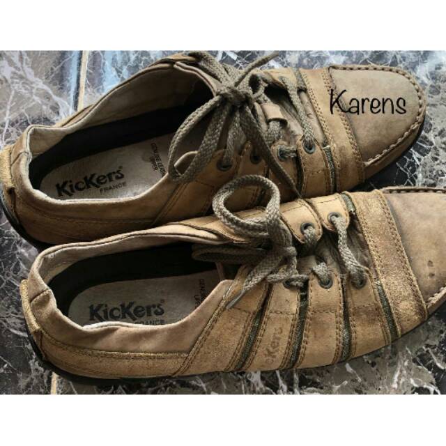 Sepatu kickers second