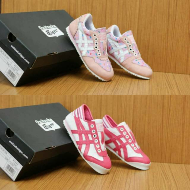 Sepatu ASIC kids