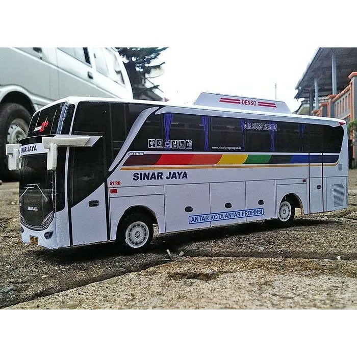 Miniatur Bus Sinar Jaya SHD