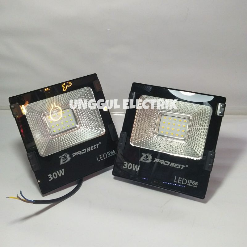 Lampu sorot tembak 30 watt LED outdoor IP 66