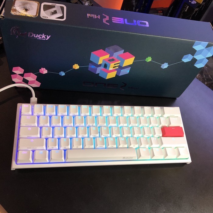 Keyboard Gaming Mechanical Ducky One 2 Mini RGB Pure White - Red Switch