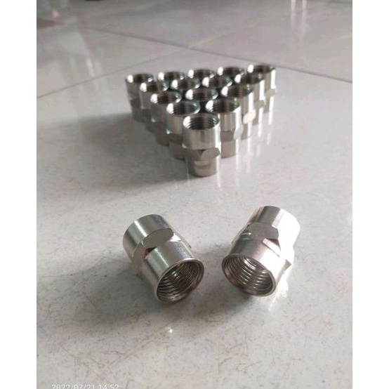 Double nepel sok kran/sok drat dalam ½ inci