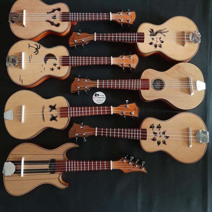 (HARGA BERSAHABAT) ukulele kentrung pare tipis senar 3 dan senar 4 bonus pick