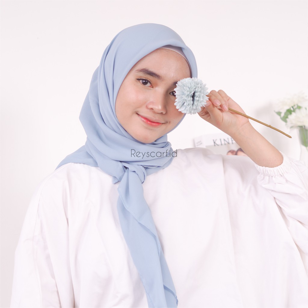 Bella Square Double Hycon By Reyscarf Premium Eksklusif Elegant Jahit Tepi Rapi Banyak Warna Luxury