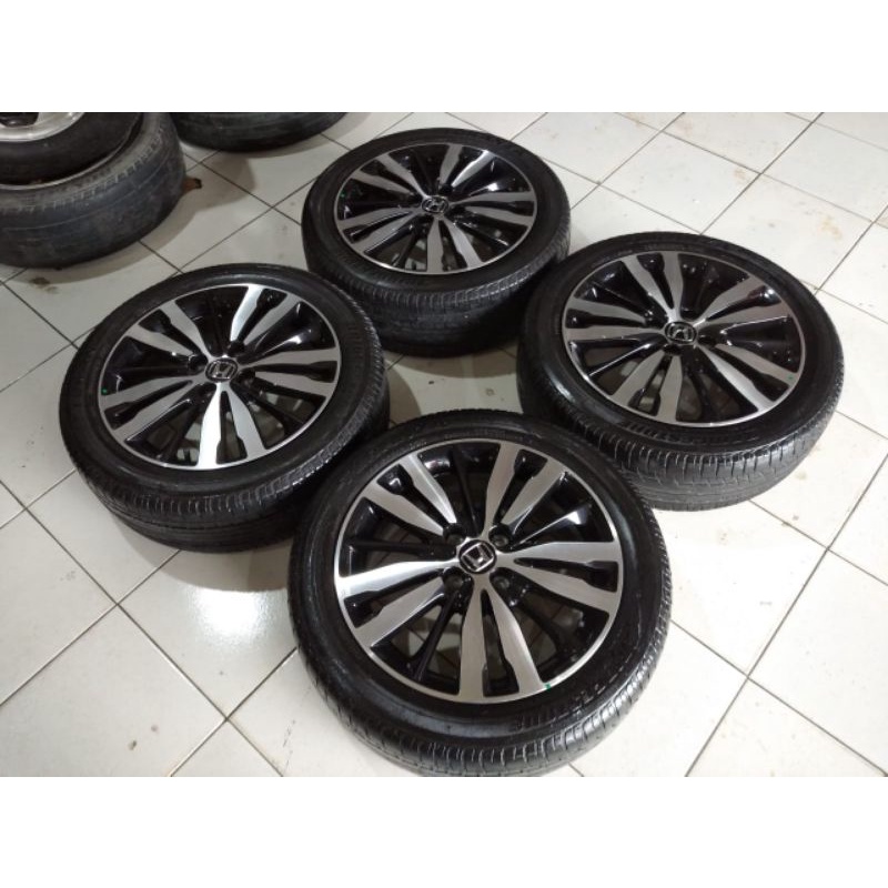 pelek mobil Copotan jazz RS Ring 16 pcd 4x100 lebar 6 ET 53 ban Bridgestone 185 55 R16 Mobilio Agya Ayla calya sigra soluna Brio