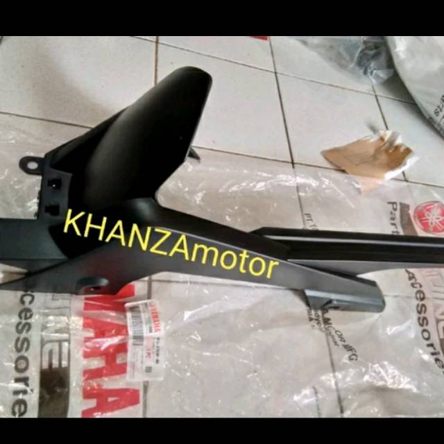 Cover tutup rantai yamaha Vixion New NVL NVA 2013-2016 original