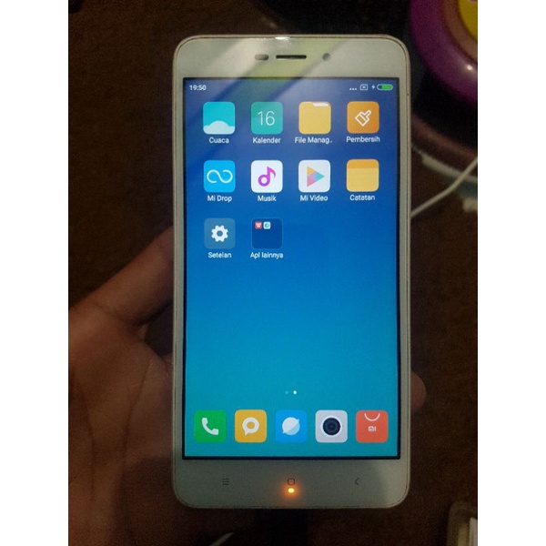 xiaomi redmi 4a 2/16 hp only minus sim 1 tidak terbaca