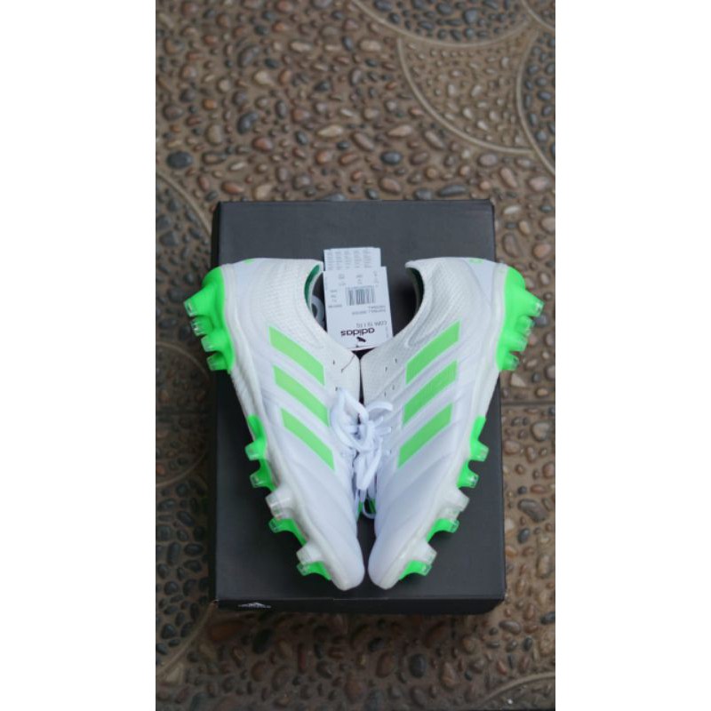 Sepatu Bola Adidas Copa 20.1 White Green FG