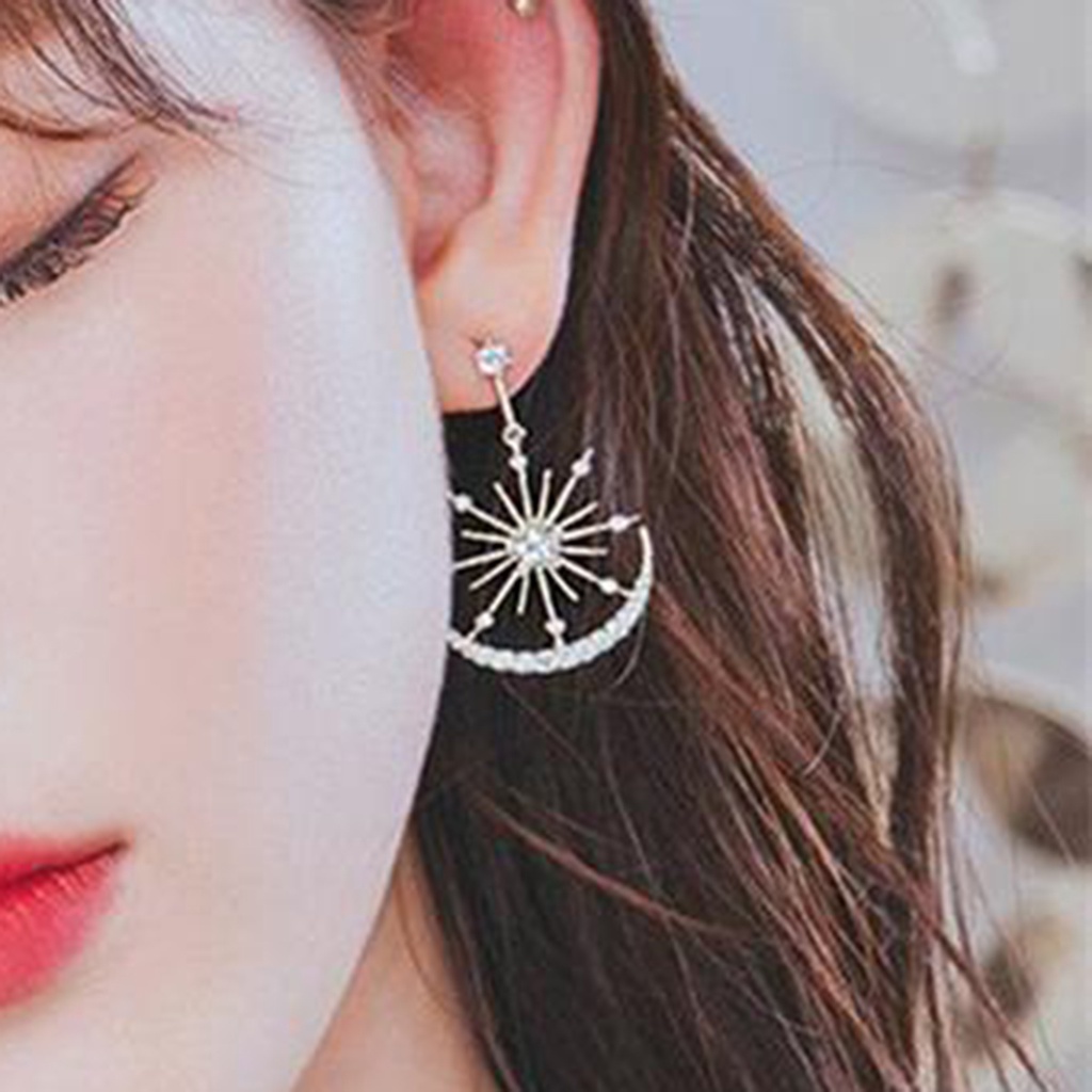 Hu Hu Hu Hu Hu Alat Bantu Pasang Kacamata♡ 1 Pasang Anting Stud Desain Bulan Bintang Aksen Berlian Imitasi Gaya Korea