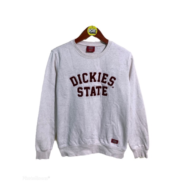 Cn dickies ,Cn guess ,H Tw ,H Guess second